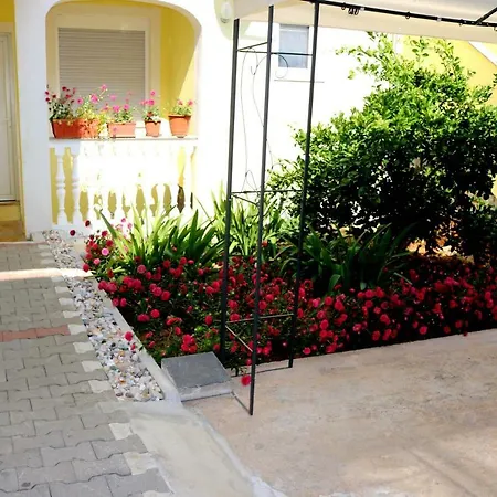 Guest house Mihovil Zadar